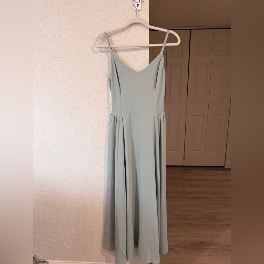 Aritzia Babaton Technique Dress - Terrace Sage (Green) (Size 2) - Worn Once